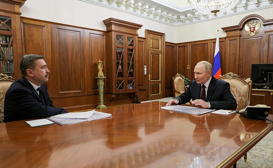 Президент России Владимир Путин встретился с главой ФНПР Сергеем Черногаевым