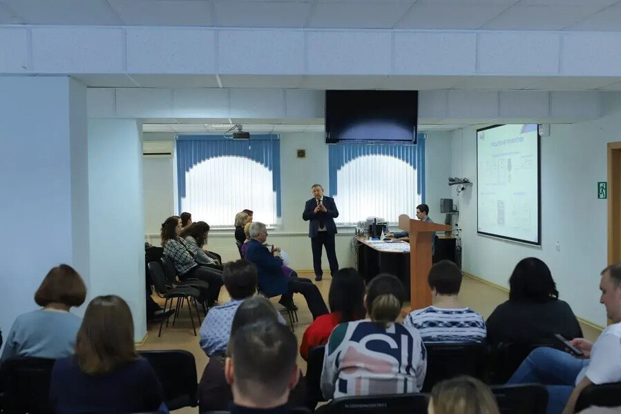 Встреча с коллективом Фонда пенсионного и социального страхования в Тольятти